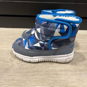 boys fur lined water proof snow